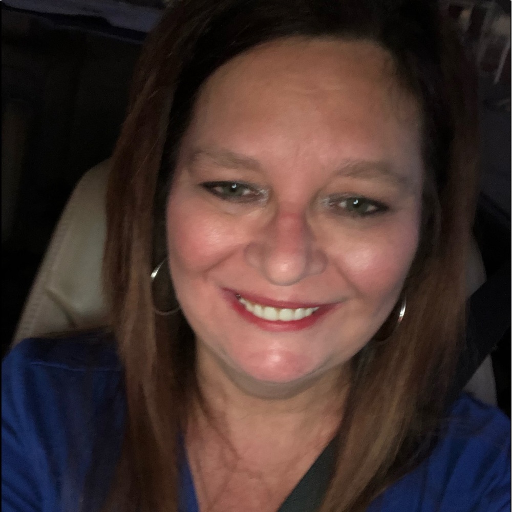 Meet your Posher, Lacrecia